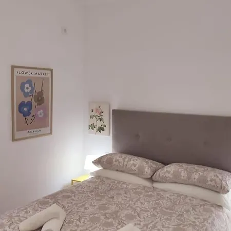 Casa De Estreno Con Wifi Y Calefaccion En *
